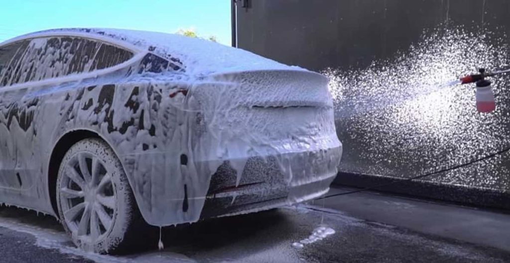 Car washes with electric car